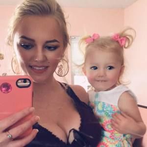 Meet your Posher, Shay